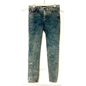 Women's Signature Studio Stonewash Jeans Size 10